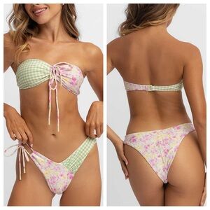 NEW Blackbough Swim Alana Bikini Set in Summer Picnic - Size M Top, S Bottoms